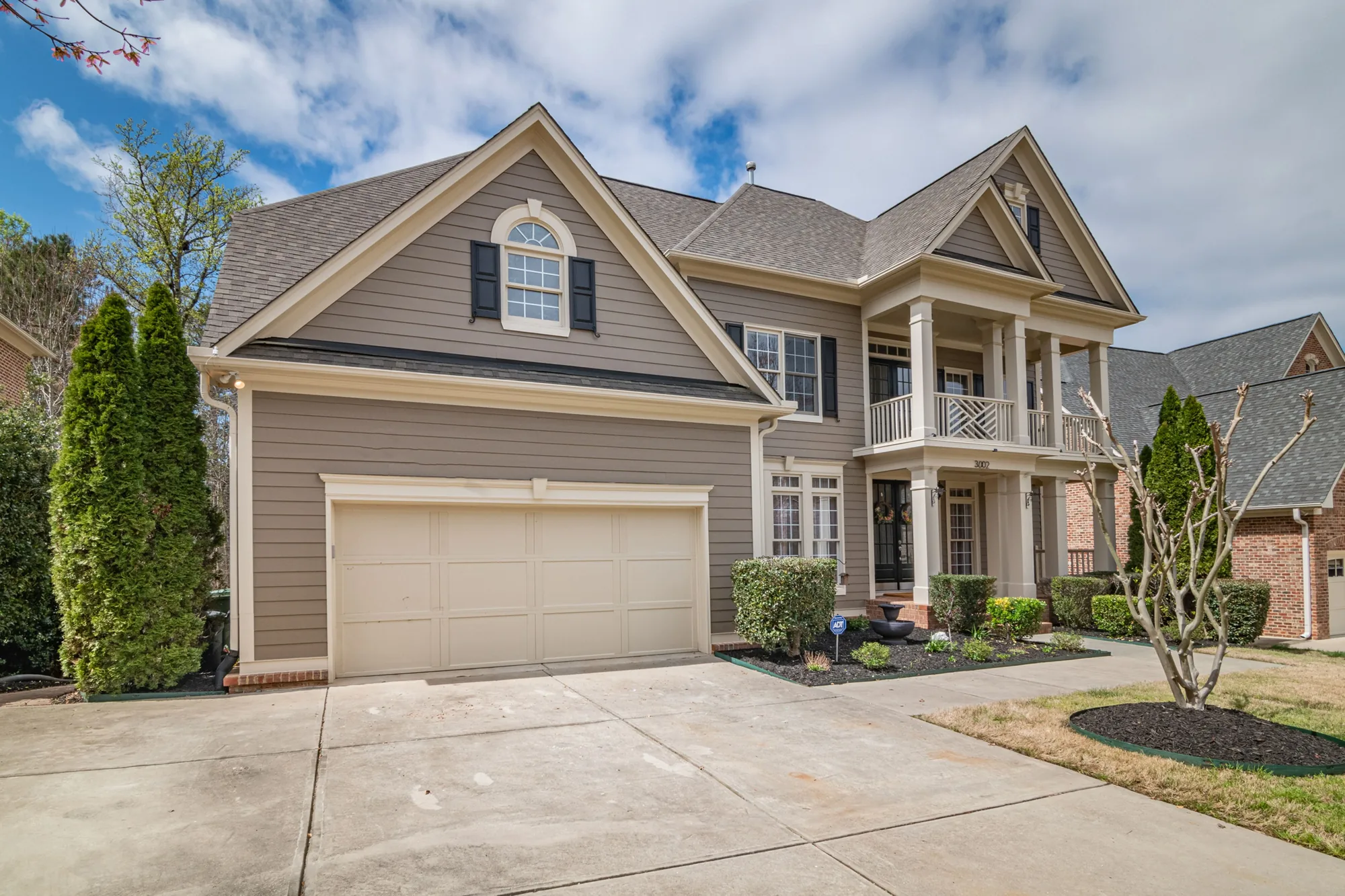 Residential garage door in Manor